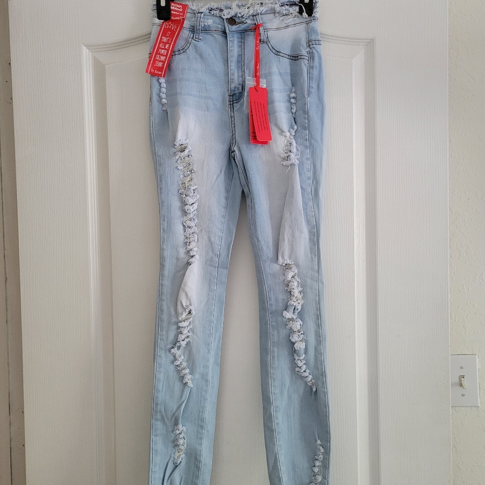 Skinny jeans size 3 and size 1